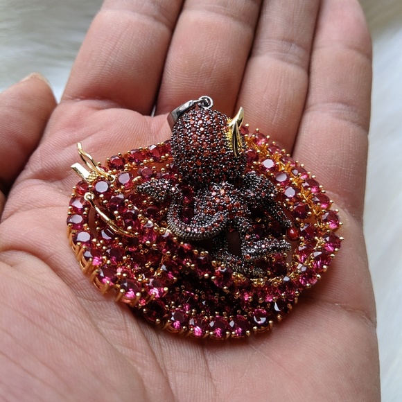 Jewelry - 🖤 18" x 4m Tennis Chain + Devil Shape Pendant